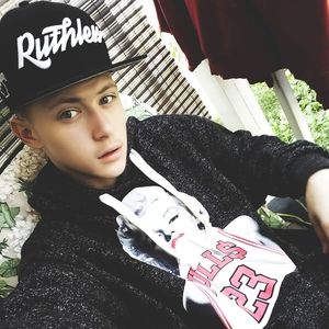 Meet your Posher, Jo